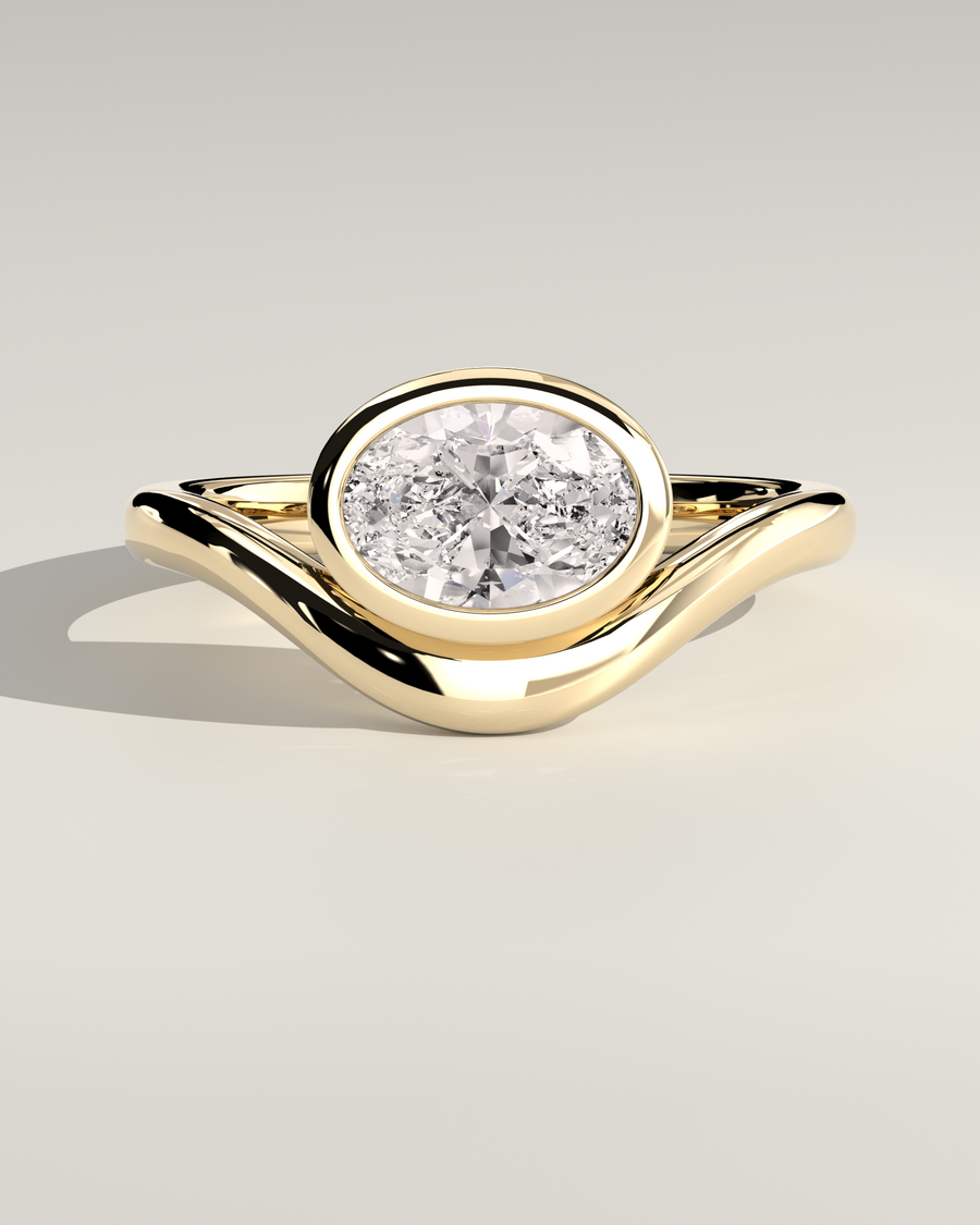 Oval Fold Ring in 14K Yellow Gold — Diyona
