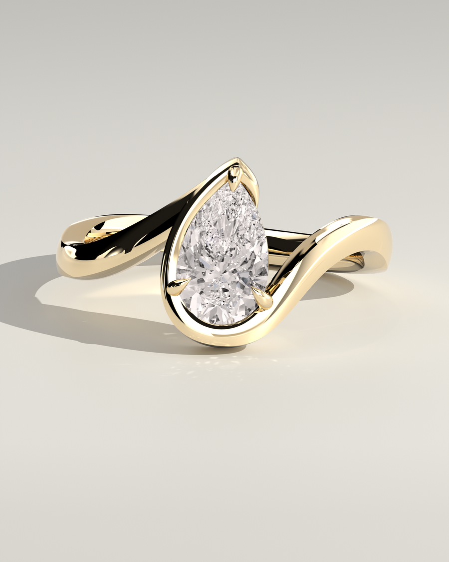 Pear Contour Ring in 14K Yellow Gold — Diyona