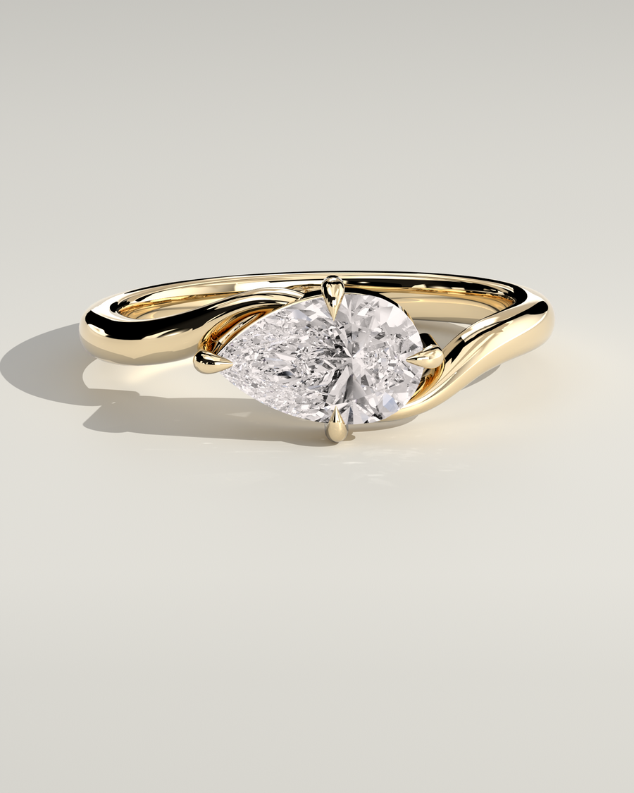 Pear Sway Ring in 14K Yellow Gold — Diyona