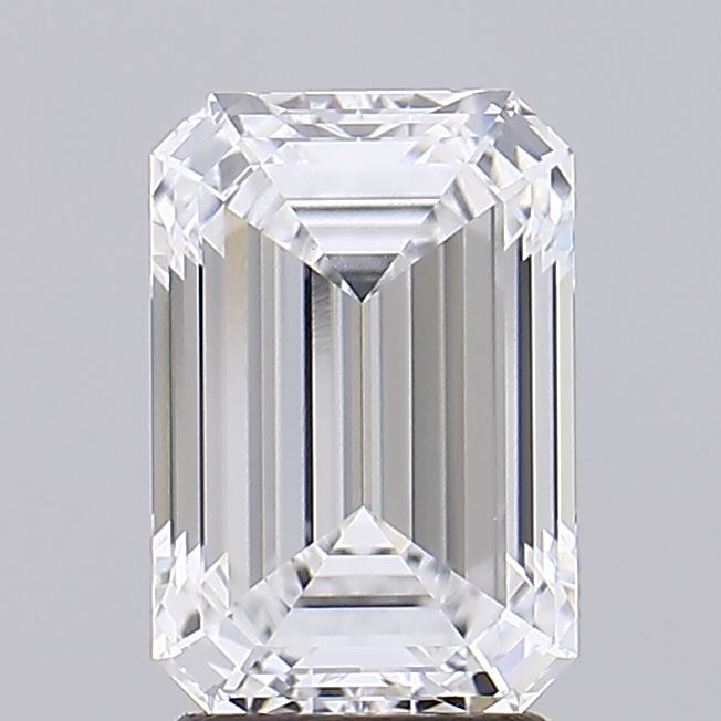 2.71 ct Emerald Lab Grown Diamond · E VVS2 · M25-255A